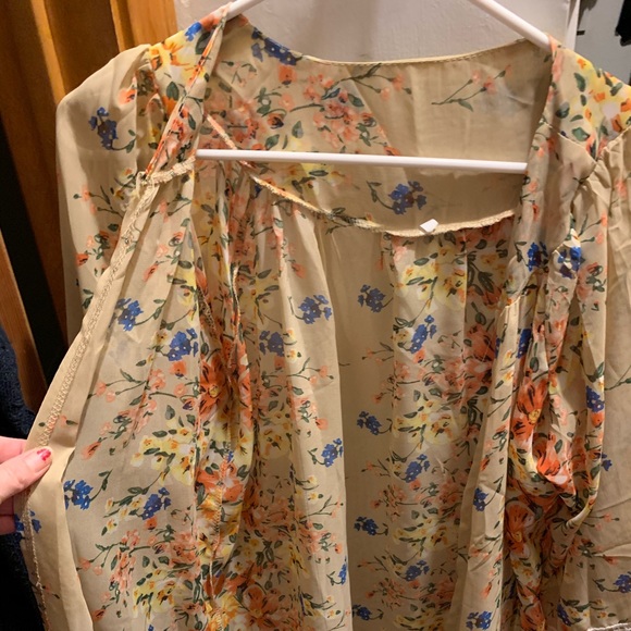 Kimono - Picture 1 of 3